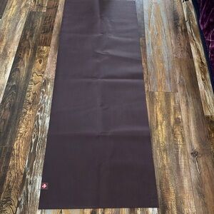 eKO® Superlite Travel Yoga Mat 1.5mm